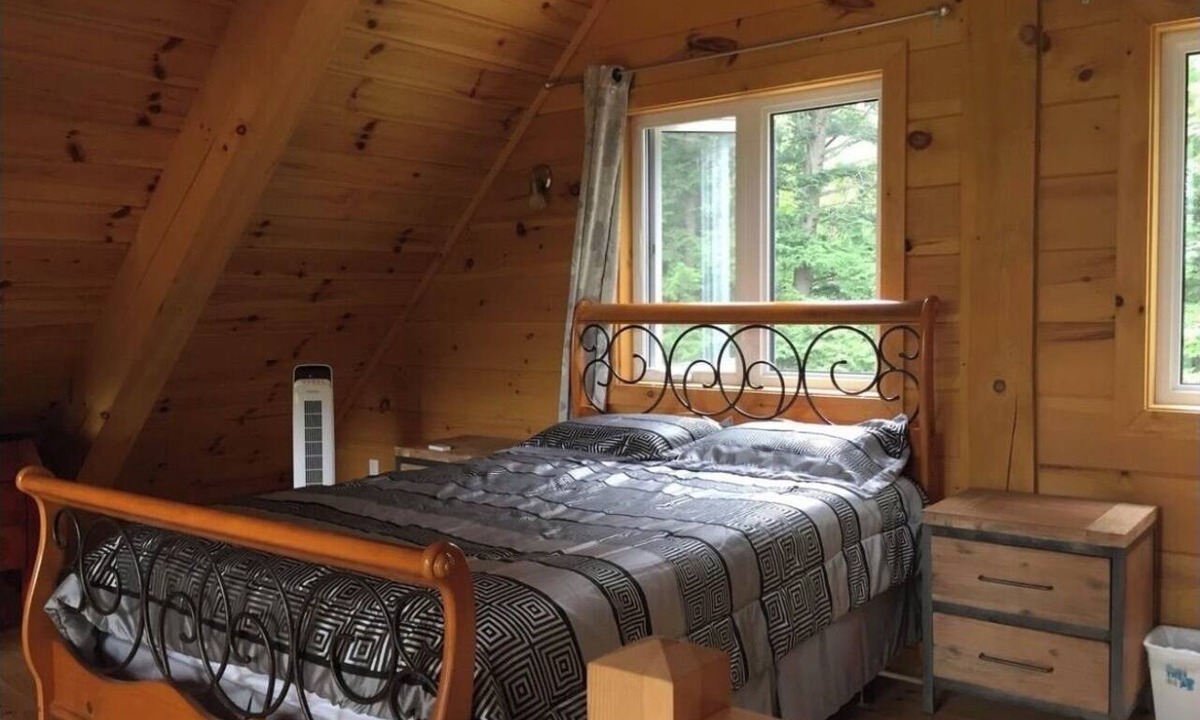 Mauricie Ski Chalet | Chalet with private lake access