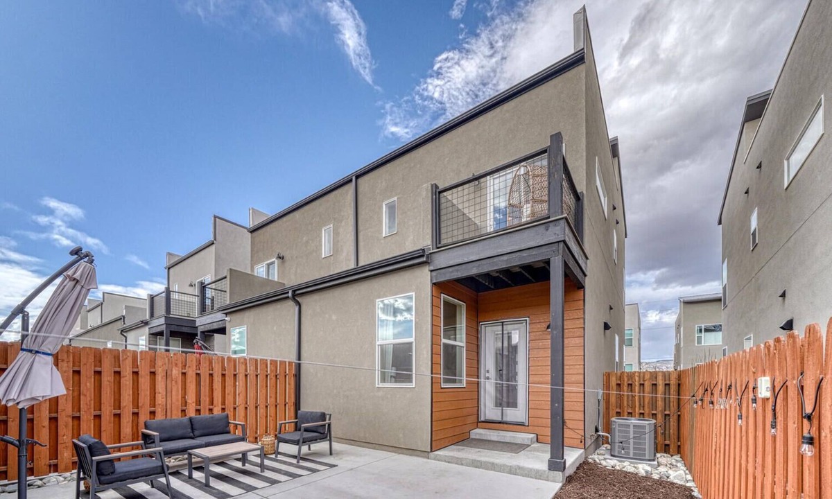 Salida House | Charming 3BR ~ Sleeps 6 ~ Walk/Bike to downtown Salida