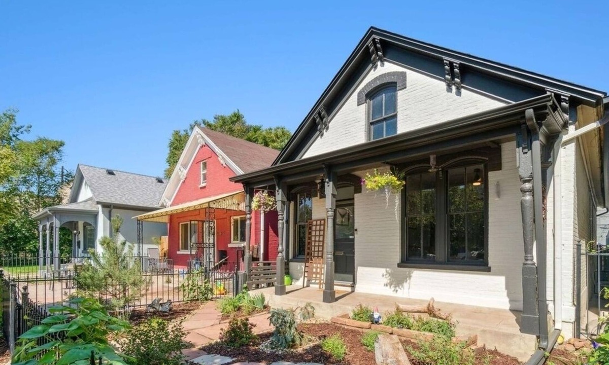 Curtis Park House | Charming and walkable downtown Denver RINO 3 bed home