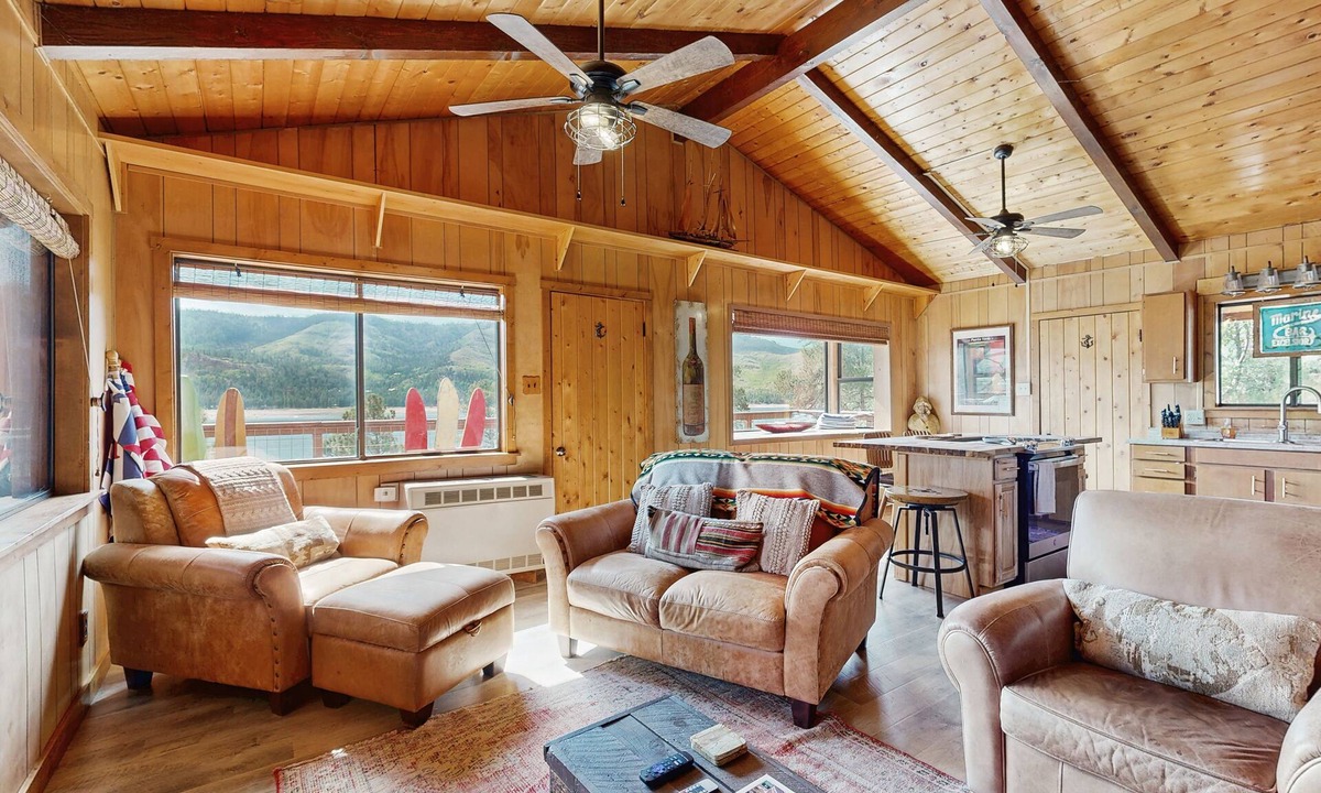 Bayfield House | Charming cabin w/lakefront views, gas grill, dog-friendly
