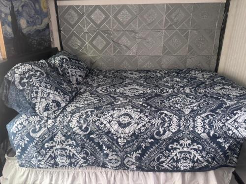 East Tampa Other | Comfy camper