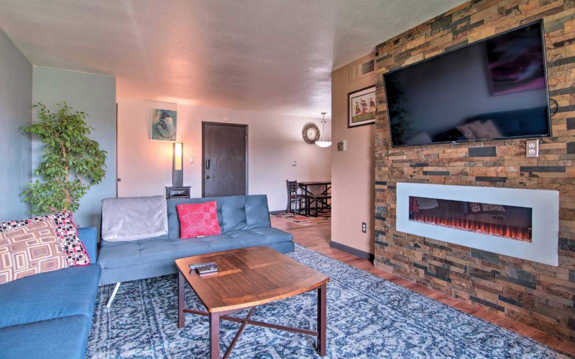 Gunbarrel Condo | Condo ∙ 3 bedrooms ∙ 6 guests