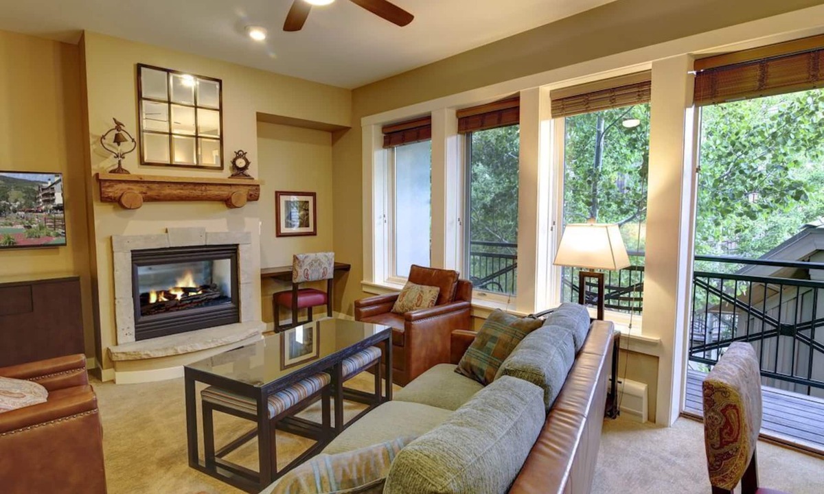 Beaver Creek Condo | Condo just steps to Village & shops, year-round pool, media room access