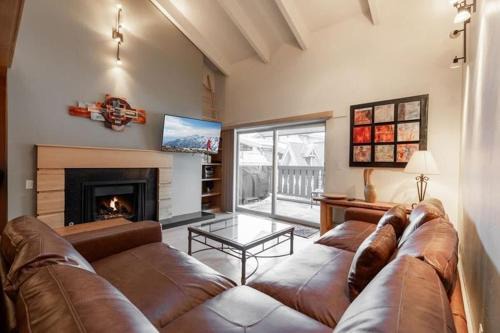 Vail Apartment | Condo with Hot Tub Free Garage Parking