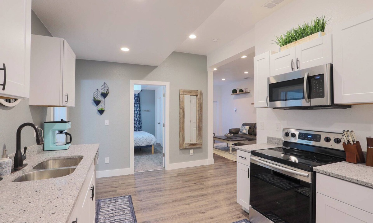 Dayton Triangle House | Country City Life Remodeled Duplex Patio