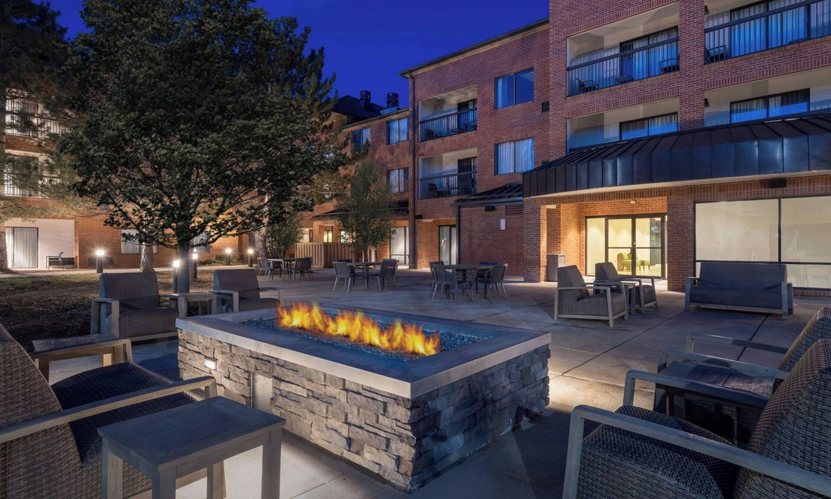 Louisville Hotel | Courtyard by Marriott Boulder Broomfield