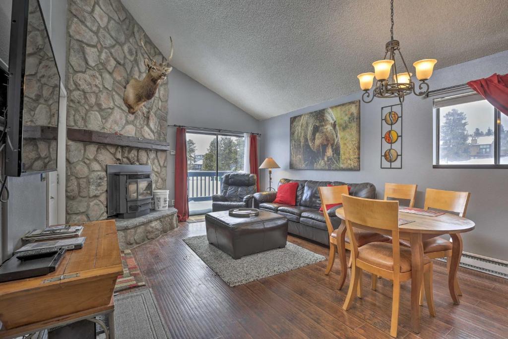 Fraser Apartment | Cozy Fraser Mtn Retreat with Shuttle to Winter Park