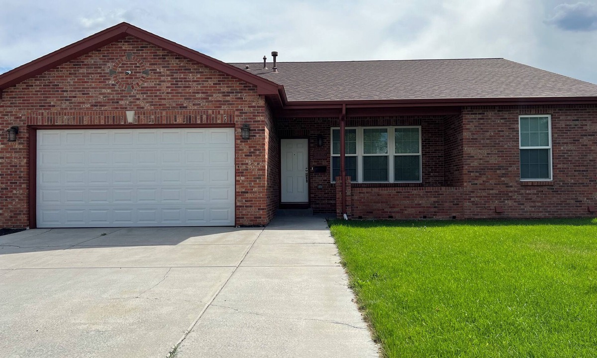 Jewell Heights - Hoffman Heights House | Cozy Home near University of Colorado, Anschutz Hospital and Children's Hospital