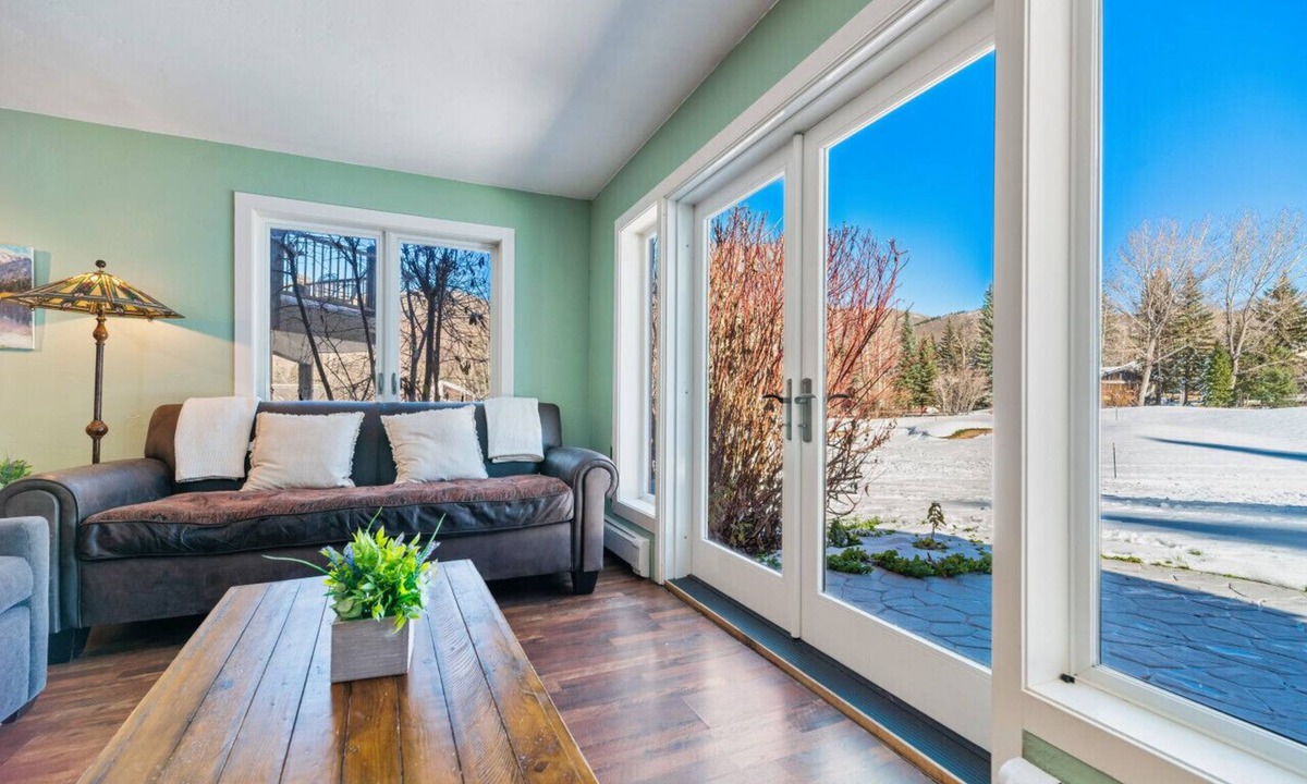 Eagle-Vail Condo | Cozy Secluded EagleVail 2BD/2BA On Golf Course