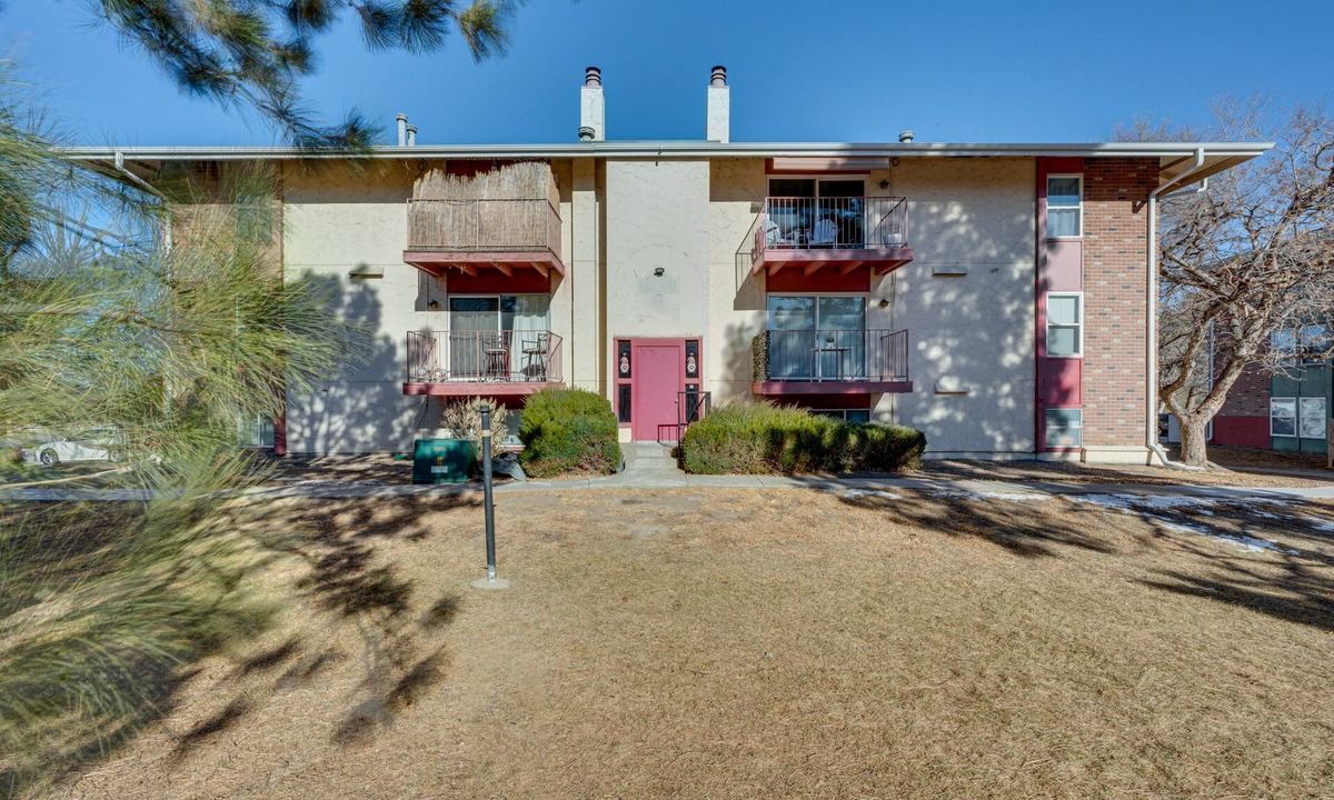 North Westminster Condo | Cozy Westminster Condo: 14 Mi to Downtown Denver!