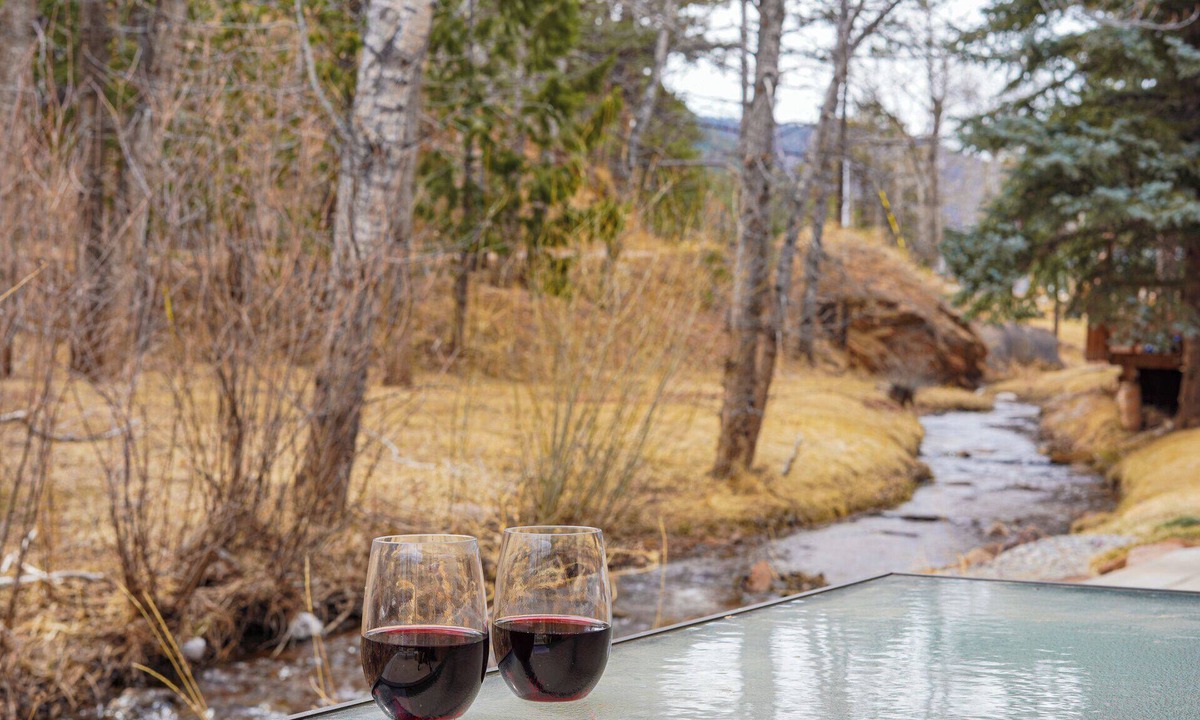 Cascade-Chipita Park Cabin | Creekside Pack Cabin with 360° Mountain Views