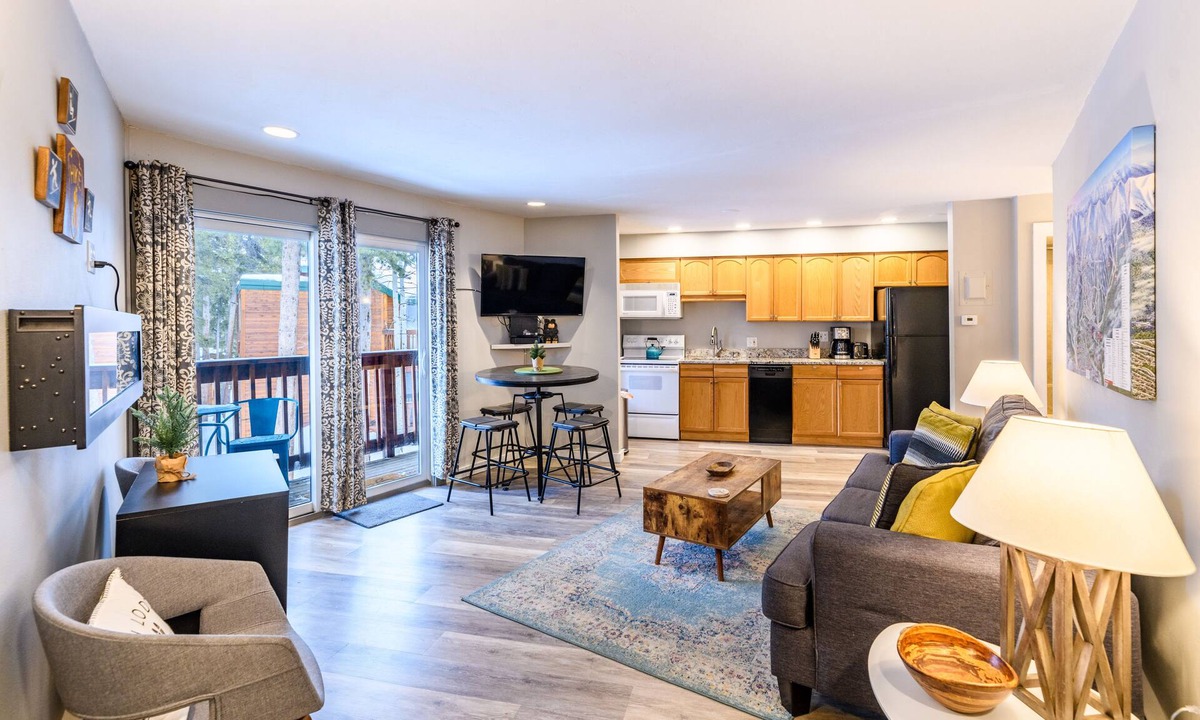 Peak 8 Condo | Cute, Quiet 1 Bedroom, Peak 8 Base Area