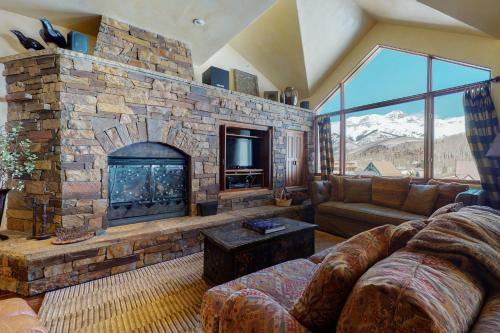 Dakota Place | Mountain Village