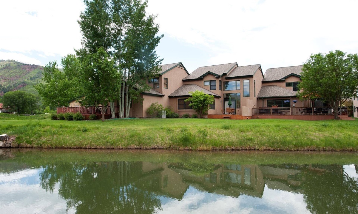 Dalton Ranch House | Dalton Ranch Townhome on 11th Fairway & Waterway - A/C - Unbeatable Views