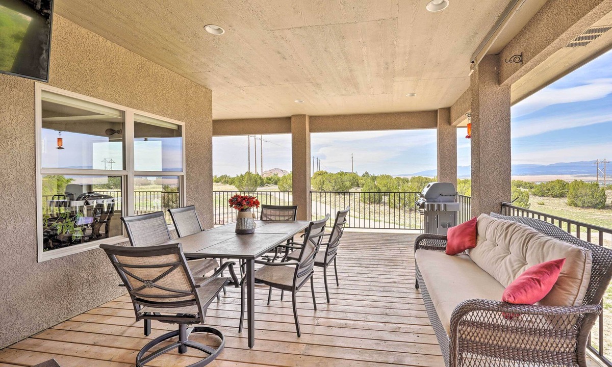 Pueblo West House | Deck + Boat-Friendly Garage: Pueblo West Home!