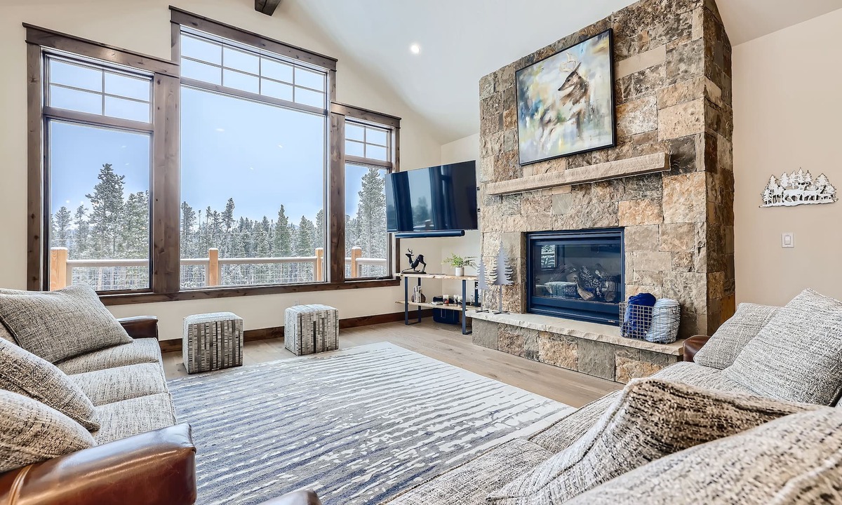 Baldy Mountain House | Deere Retreat Home: Hot Tub, Stylish