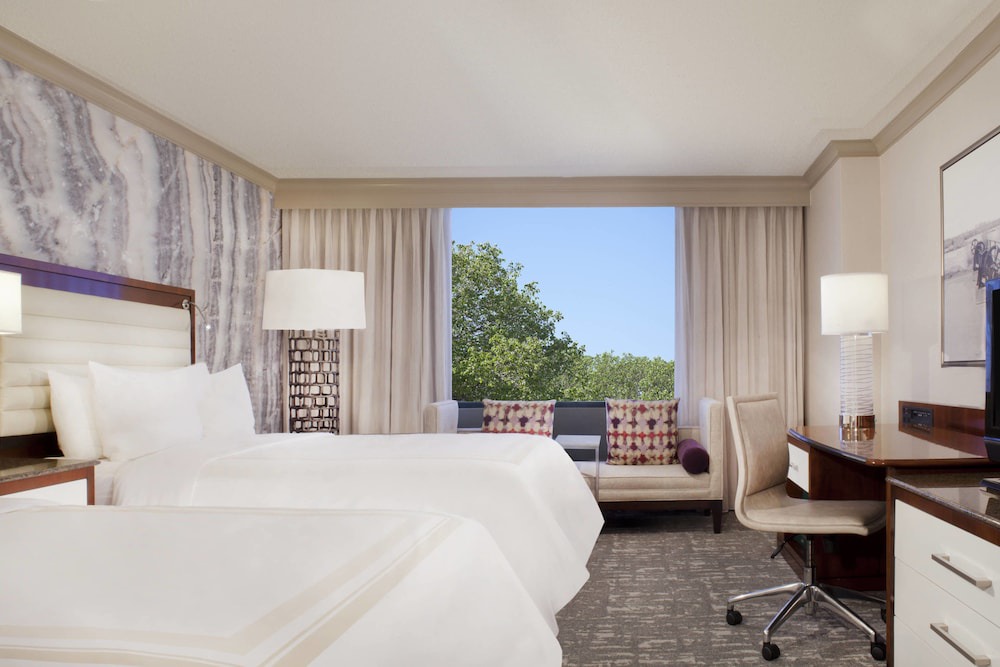 Aurora Hotel | Denver Airport Marriott at Gateway Park