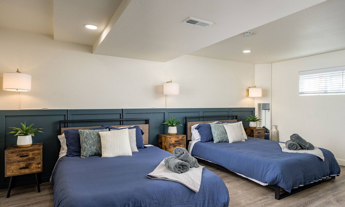 Berkley House | Denver Emerald - Queen Beds, Quiet Retreat Near RiNo & Red Rocks