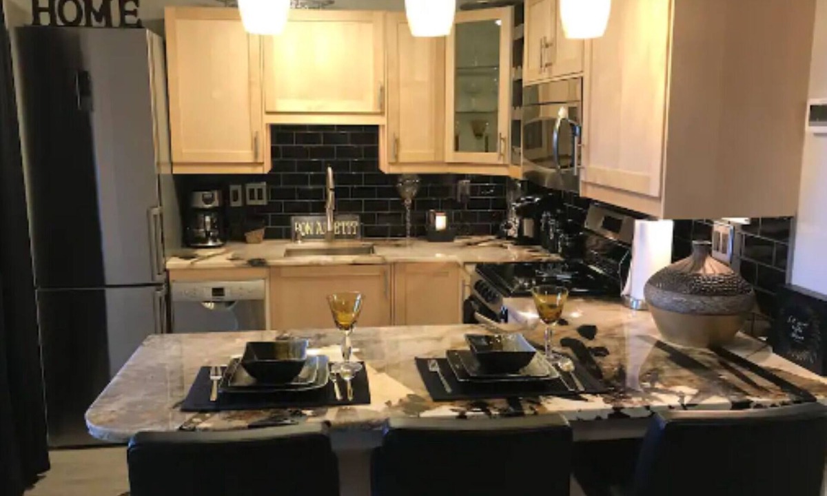Whittier Condo | Downtown LUXURY Condo on Pearl!