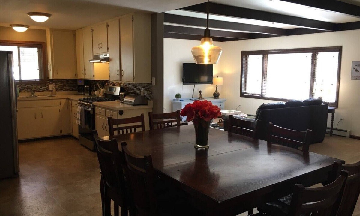 Ouray House | Downtown Ouray home with two living rooms, large yard and deck.