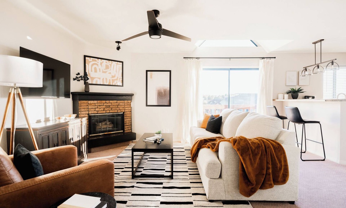 Greenwood Village Condo | DTC Modern One Bed, Comfort Meets Convenience