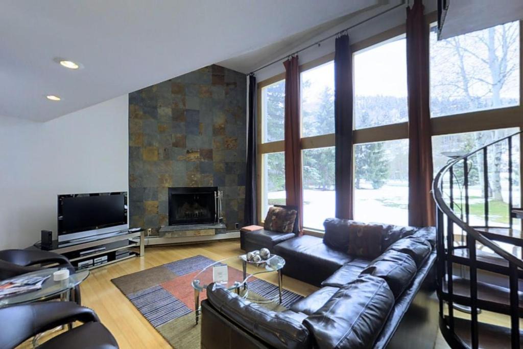 Eagle-Vail Apartment | Eagle-Vail Ski/Golf Retreat