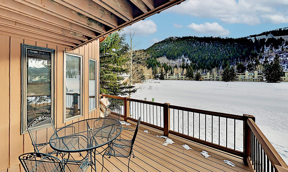 Eagle-Vail House | EagleVail Golf Club Retreat | Patio by the Green | Near Vail & Beaver Creek