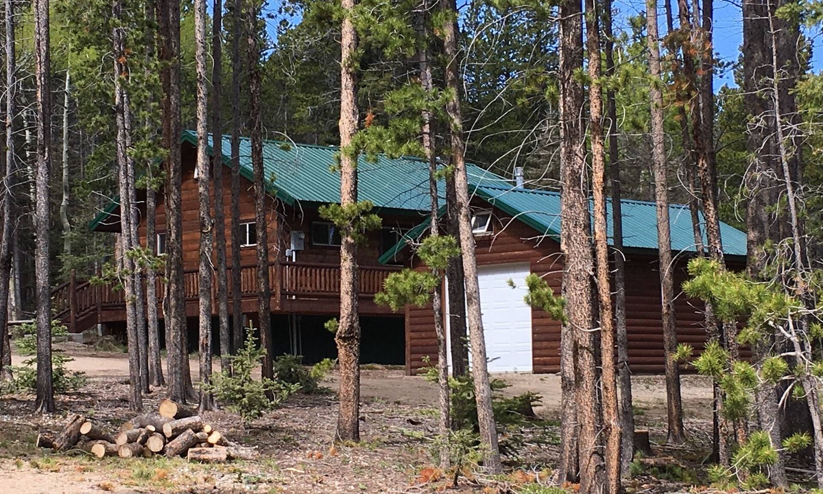 Fort Garland Cabin | Elk Crossings Cabin Rental