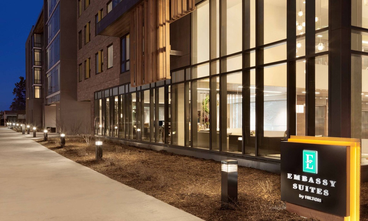 Goss - Grove Hotel | Embassy Suites by Hilton Boulder