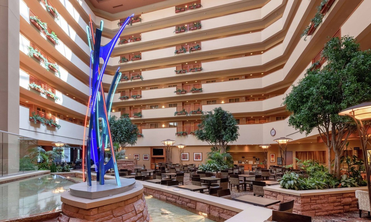 Loveland Hotel | Embassy Suites by Hilton Loveland Conference Center