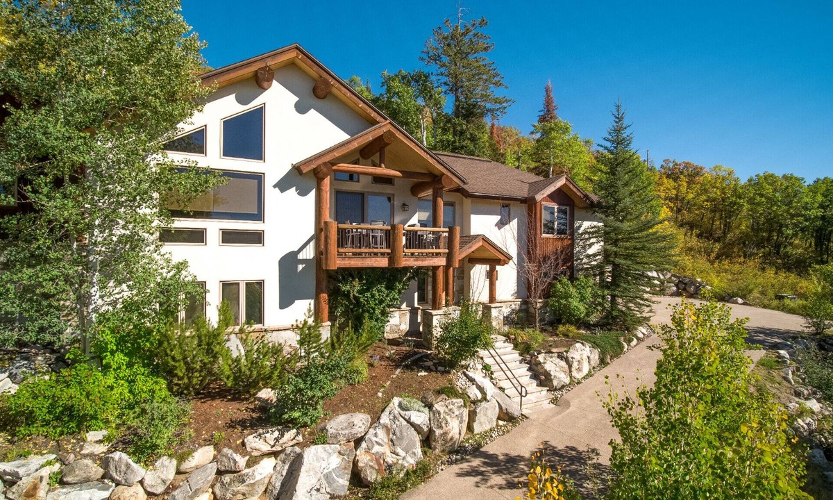 Steamboat Springs House | Emerald View Chalet - Hot Tub w/Panoramic Views, 4 Kings + 2 Twins, Game Room - Luxury Home