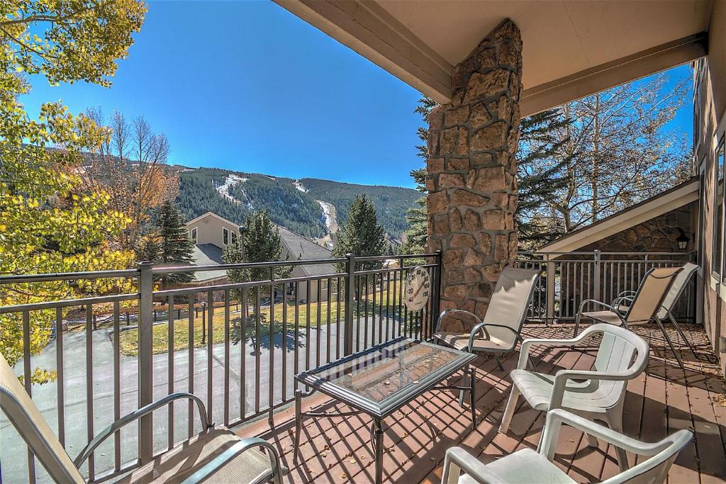 Keystone Apartment | Enclave #14 by Book by Owner