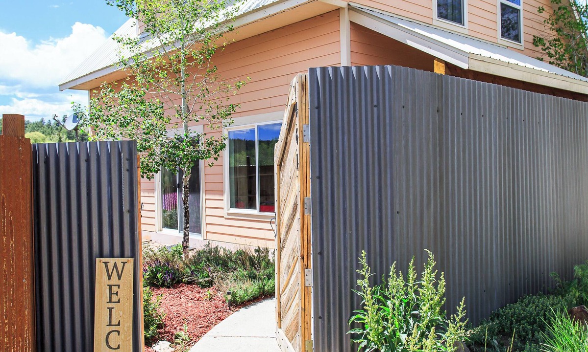 Pagosa Springs House | Epic Mountain Views, Central to Town & Hot Springs - "Hilltop Haus"