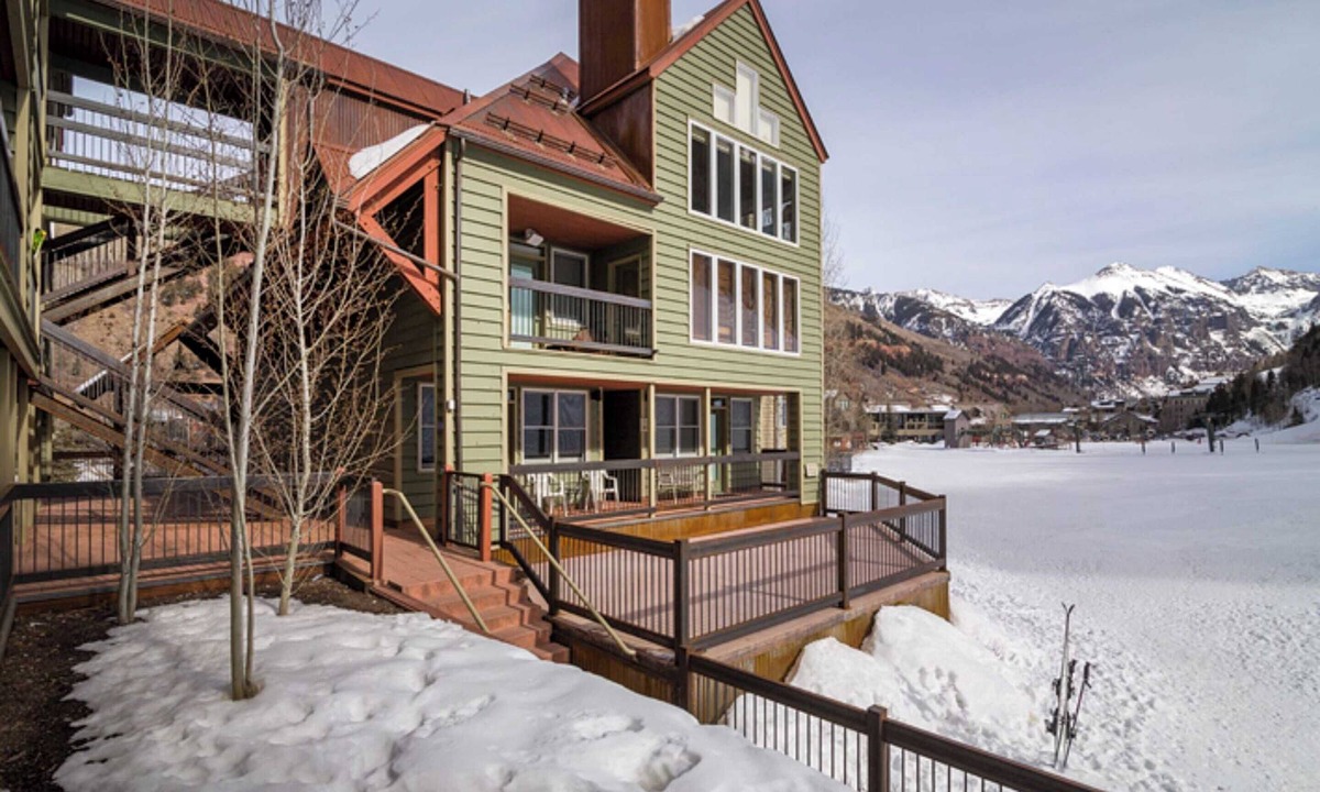 Telluride Condo | Etta Place 1 by Avantstay Ski In/Ski Out Unit w/Views of the Slopes!