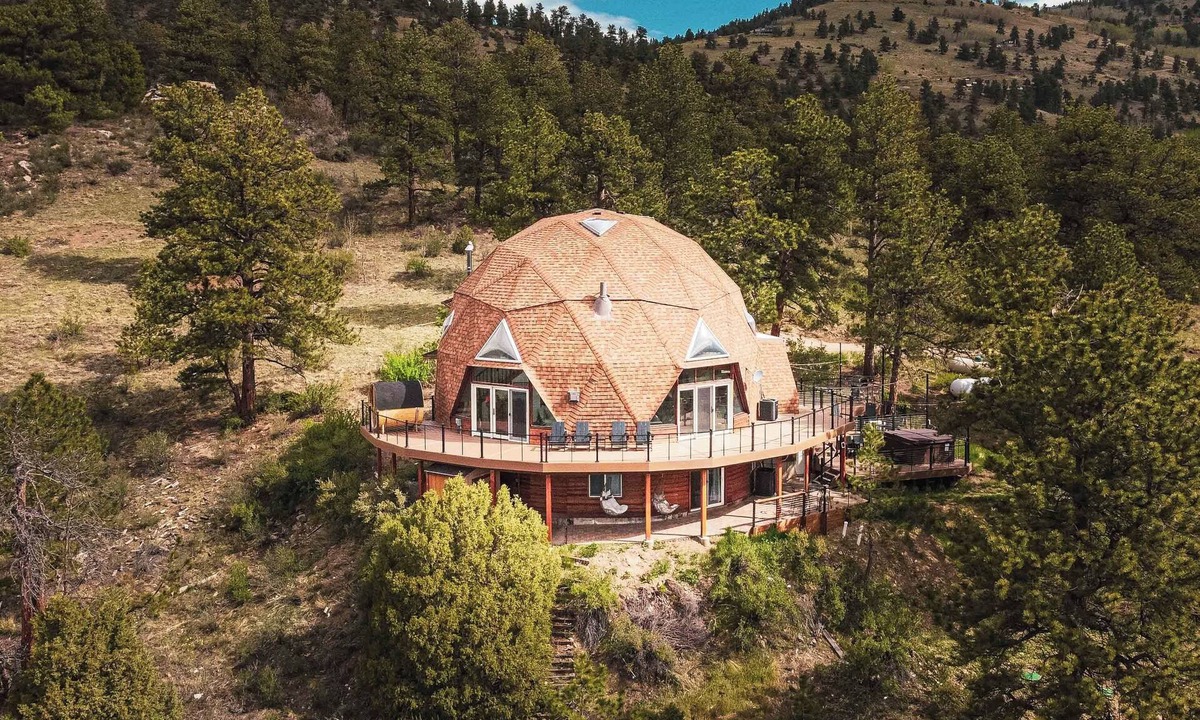 Idaho Springs Cabin | Expansive Views! 4500SqFt Mountain Dome Near Denver w/Sauna, Hot Tub, Huge Deck