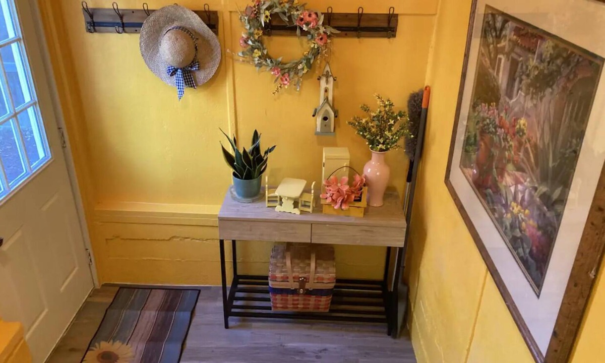 Longmont House | Family friendly Home in the center of Longmont!