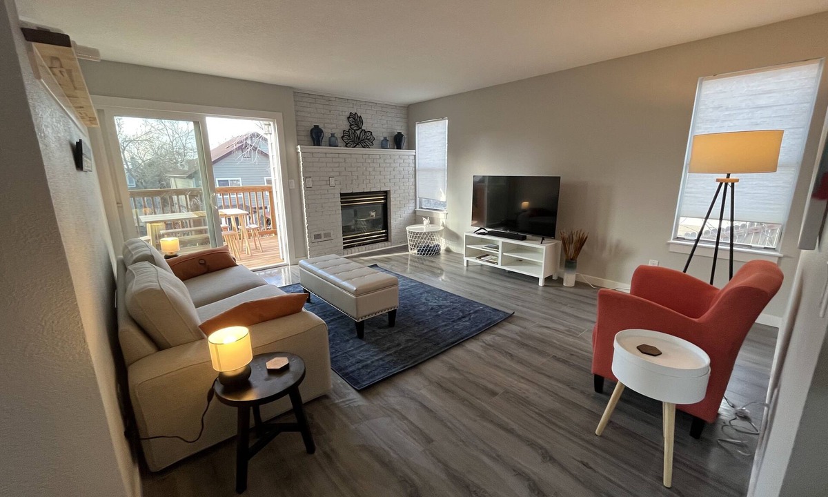 The Meadows House | Family home by Butterfield Park in festive Castle Rock for the holiday season!