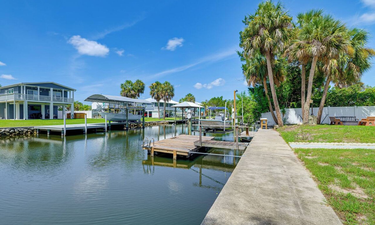 Crystal River House | Fish, Paddle & Explore: Crystal River Gem w/Dock
