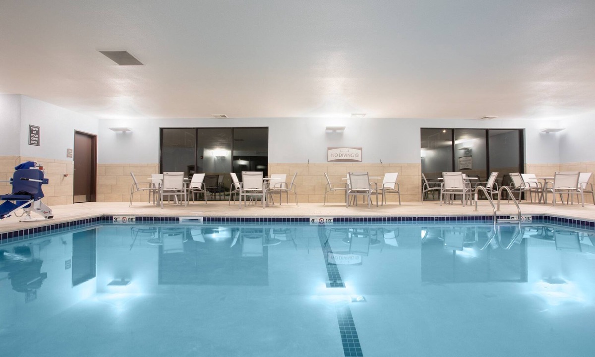 Littleton Condo | Free Breakfast Buffet. Near Red Rocks Amphitheater!