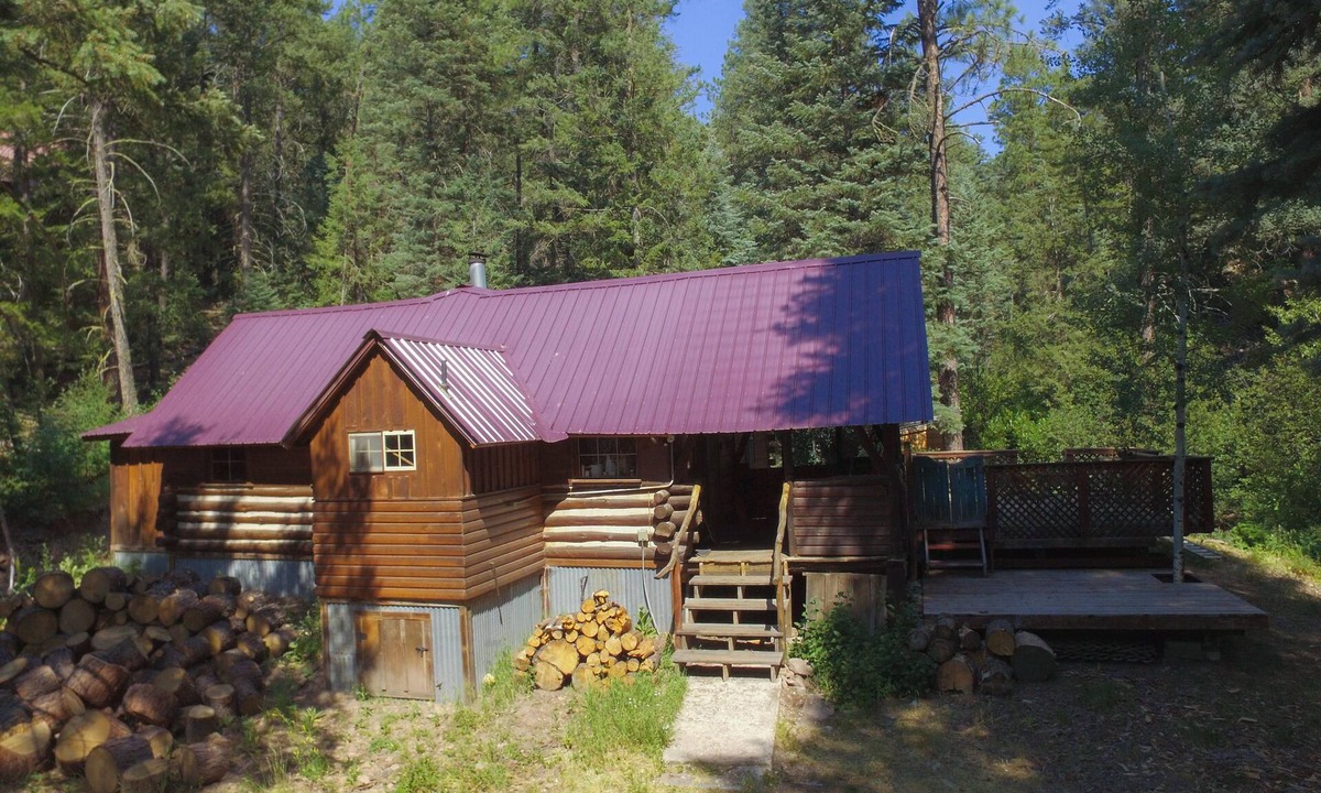 San Juan River Village Cabin | Getaway Cabin Ideally Located Between Wolf Creek and Pagosa Springs!