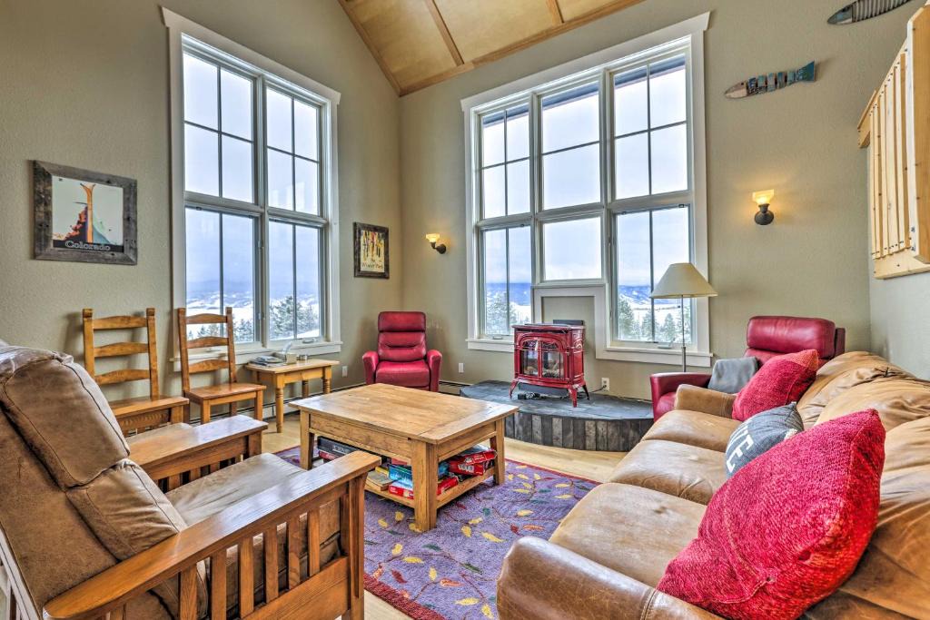 Granby House | Granby Home Stunning Mountain and Lake Views!