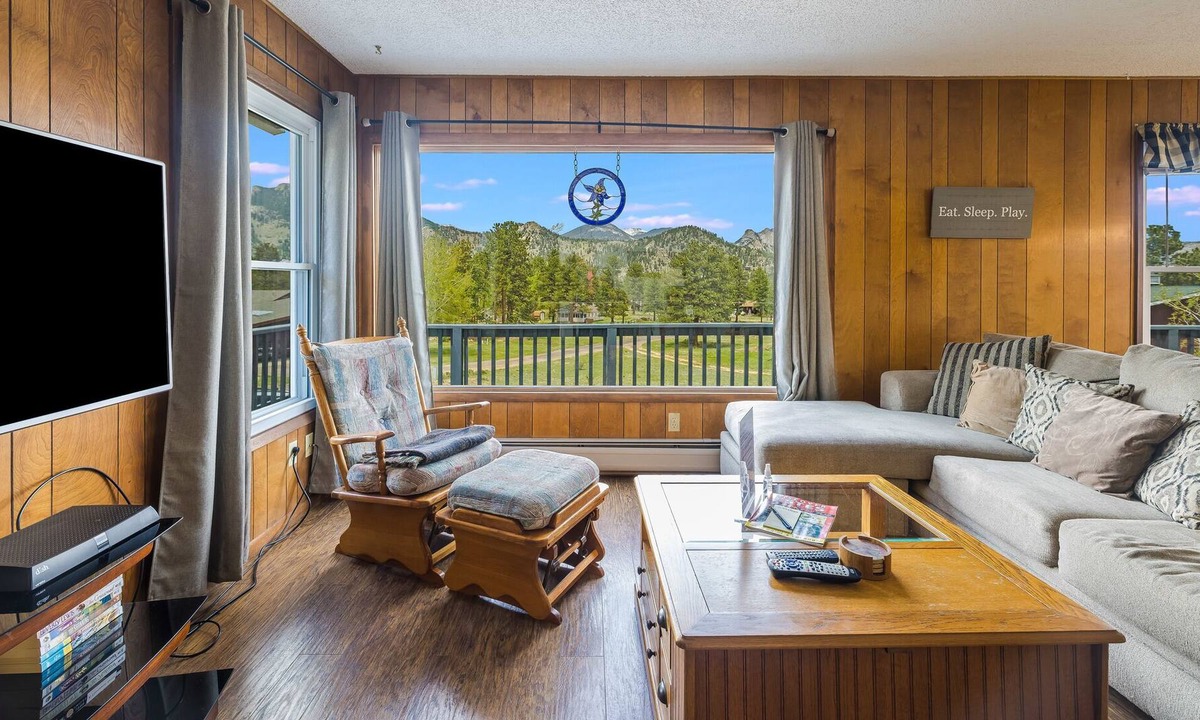 Grandma Mountain Getaway | Estes Park