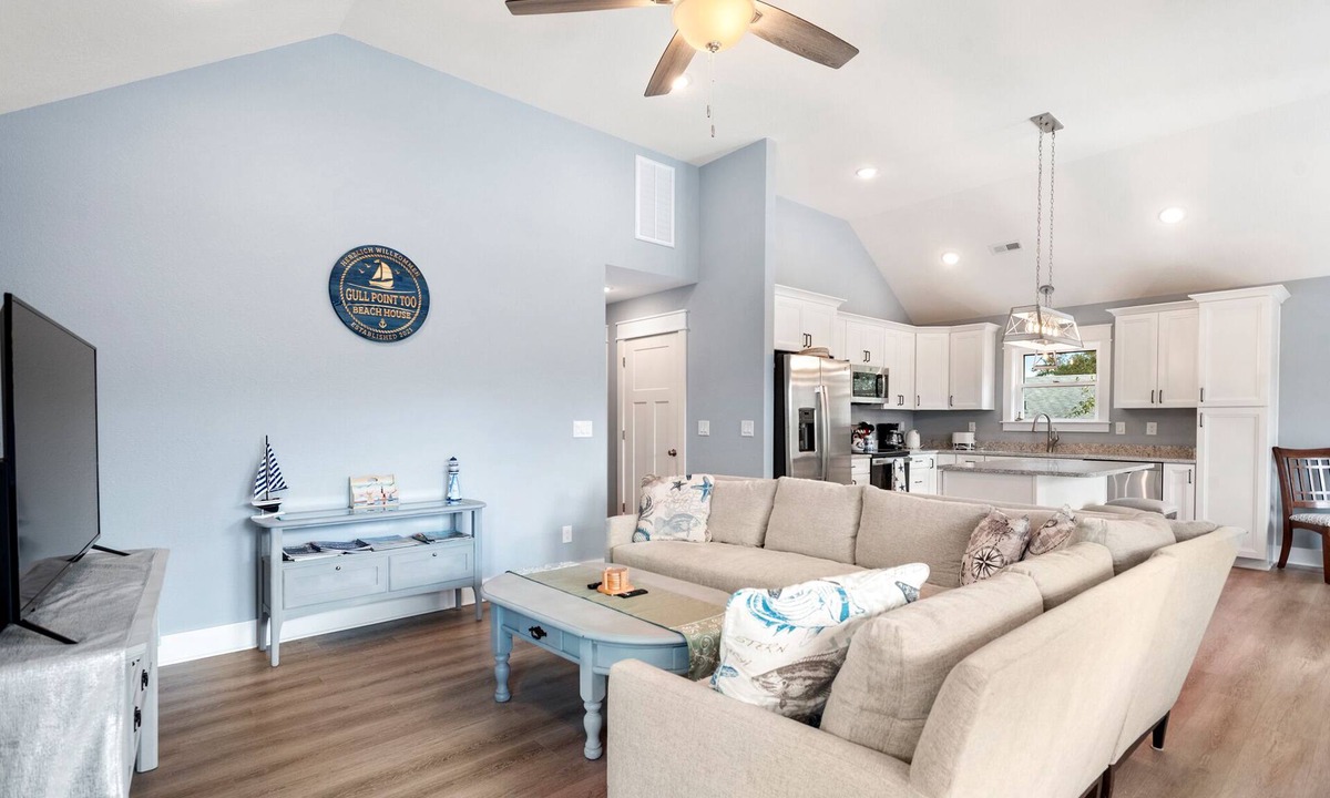 Colington House | Gull Point Too: New Construction, Central Location
