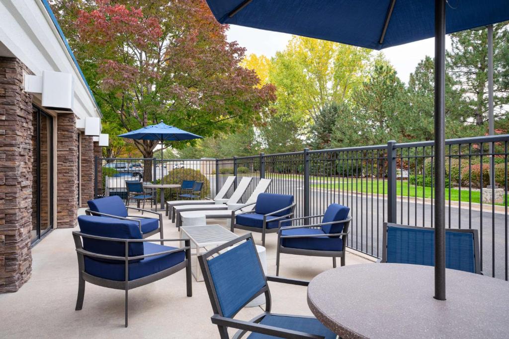 Hampton Inn Loveland | Centerra