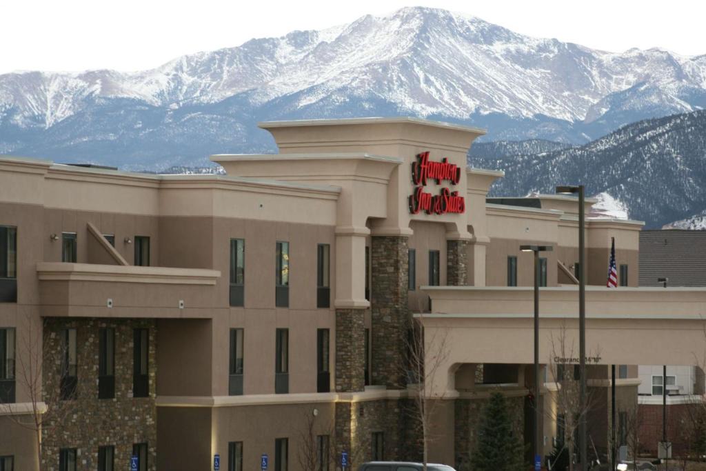 Colorado Springs Hotel | Hampton Inn & Suites Colorado Springs-Air Force Academy/I-25 North