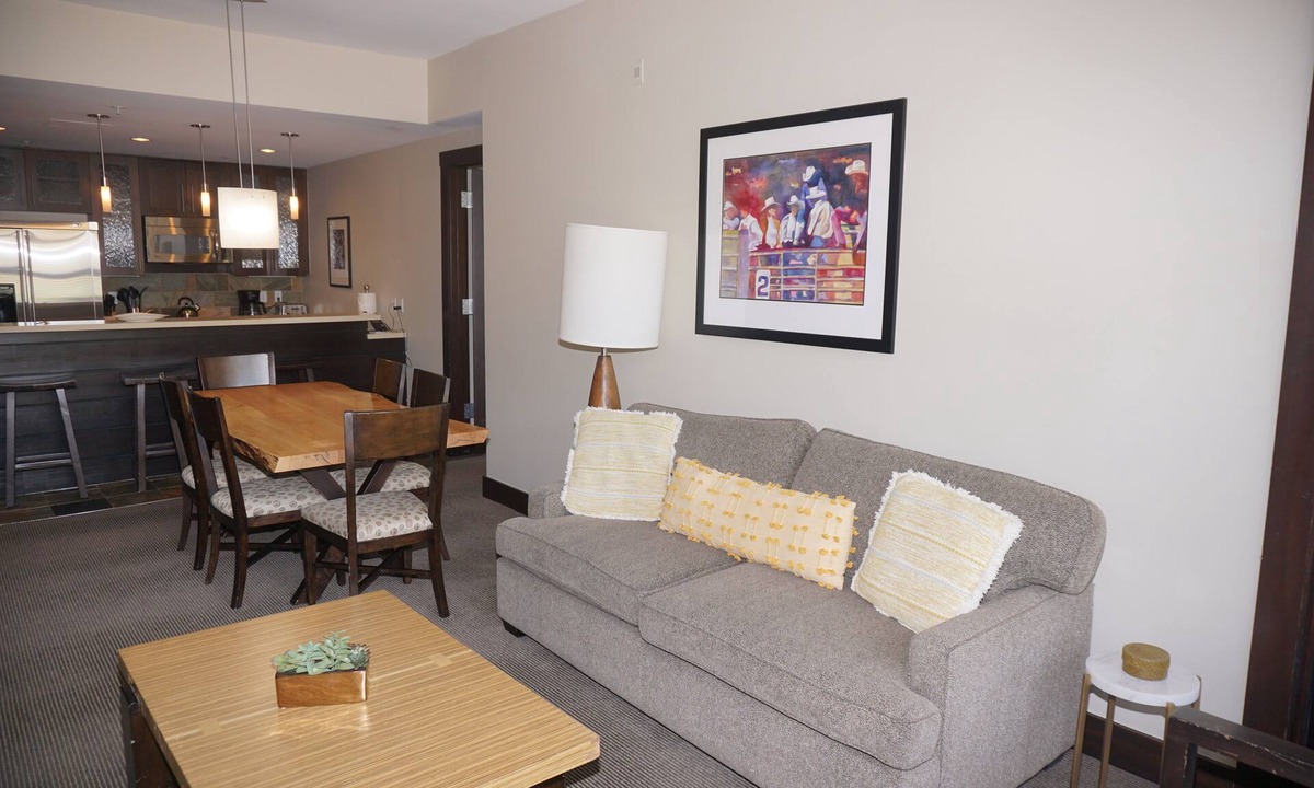 Snowmass Village Condo | Hayden Lodge - Views of the slopes and village (203154-9418)