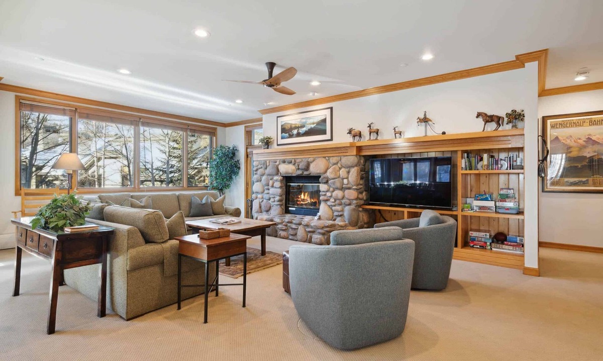 Highlands Townhomes Condo | Highlands Lodge 203 - 3 Bedroom Residence