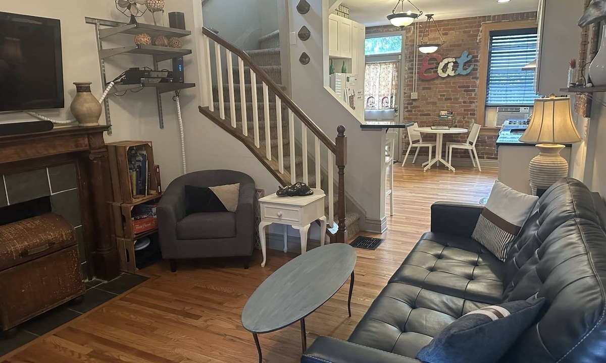 Baker House | Hip S. Broadway 2 BR Historic Denver, Private yard