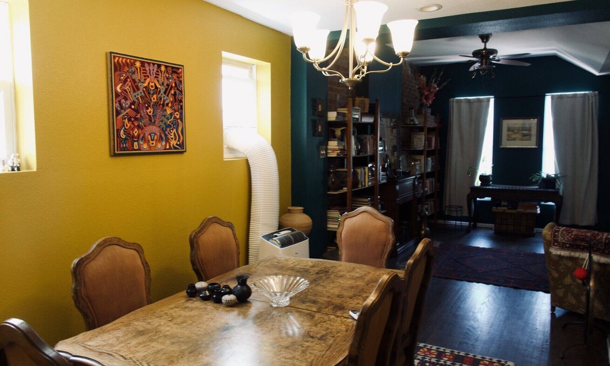 Whittier House | Historic 3 bedroom Home in the Center of Denver
