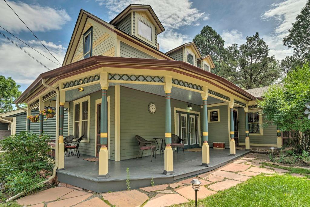 Manitou Springs House | Historic Manitou Springs Victorian Walk Downtown!